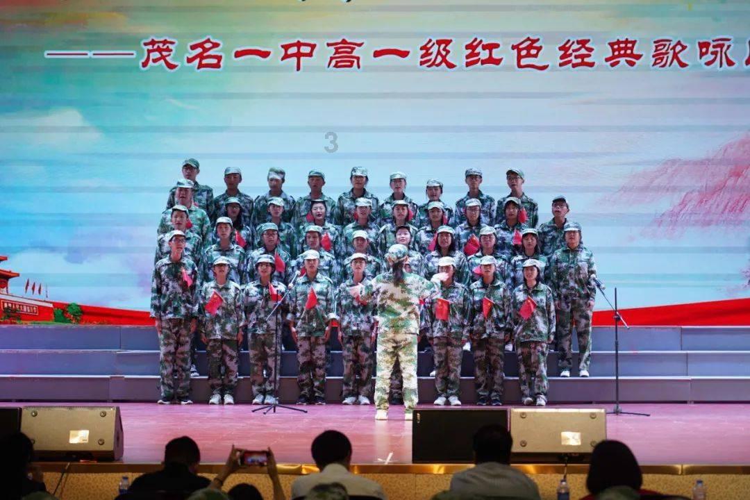 玄凤鹦鹉40天了可以离开父母了吗？游戏画面